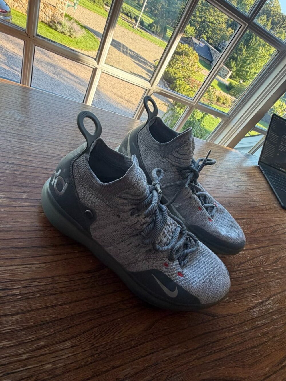 Nike KD 11 Cool Grey Flyknit Basketball Shoes Mens 11.5